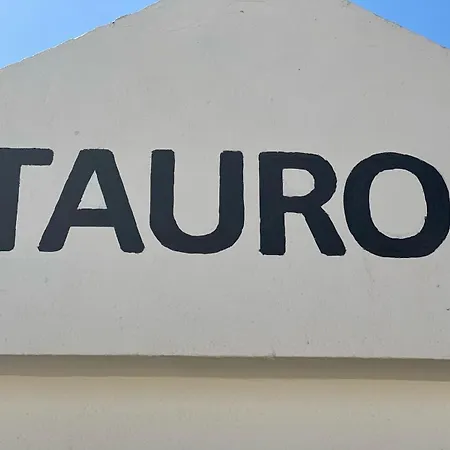 Luxury Tauro