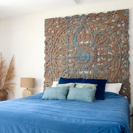 Luxury Tauro Bed & Breakfast *